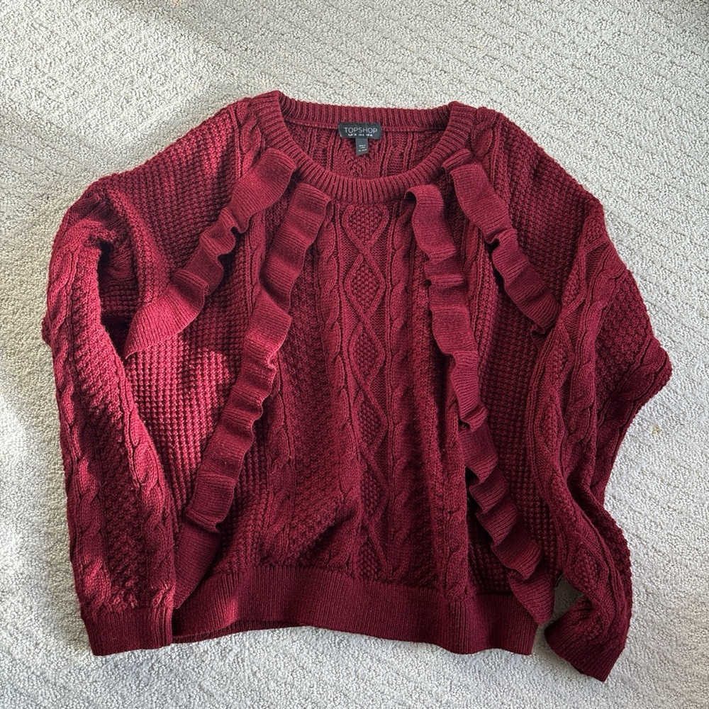 Women’s sweater with ruffles